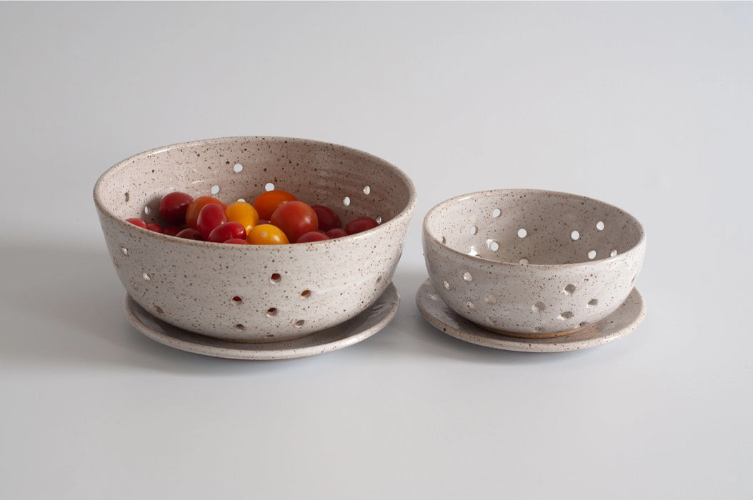Ceramic Large Berry Bowl with Dish