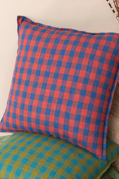 Linen Rosado Pillow