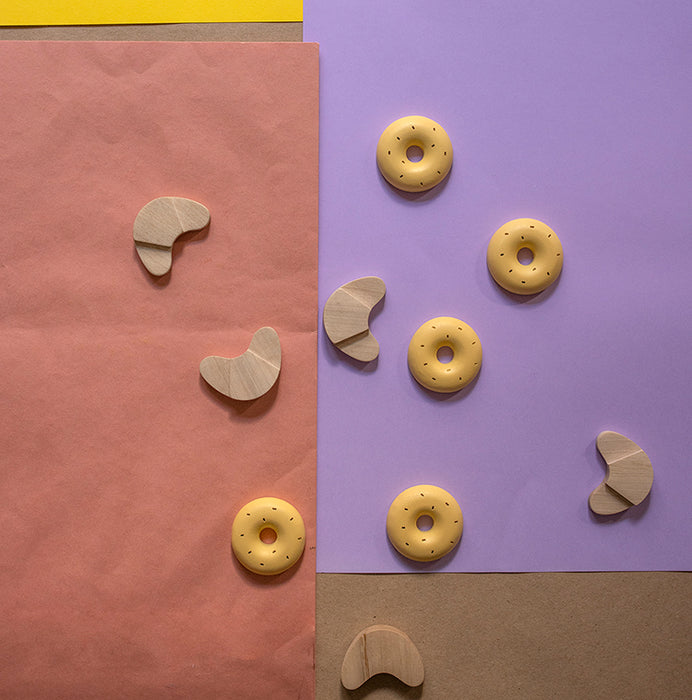 Croissant or Donut? Tic-Tac-Toe Game