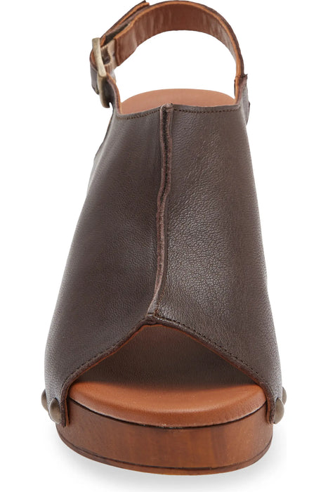 Winnie Slingback Heel