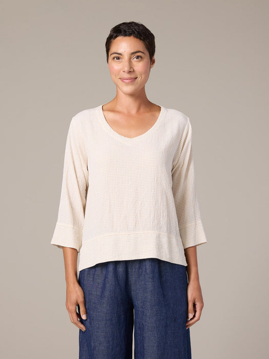 Crinkle Check V-Neck Vent Top