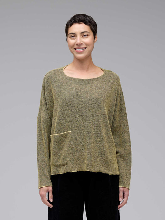 One Size Pocket Pullover