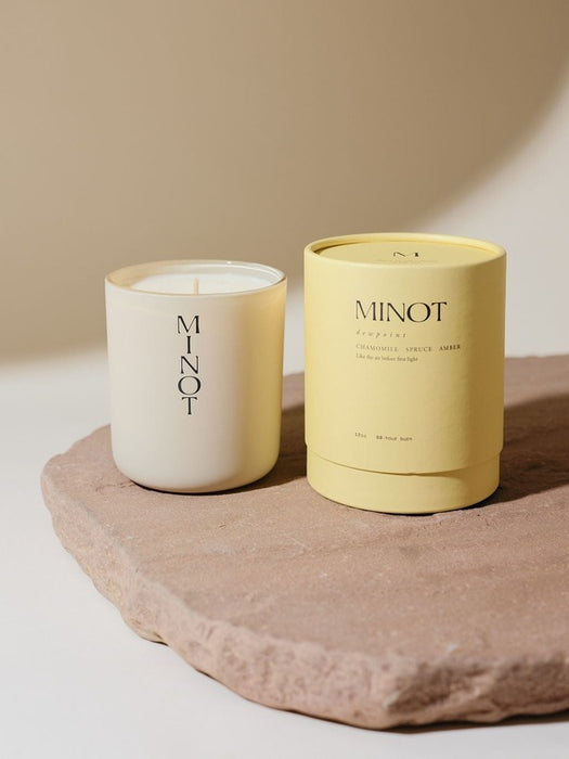 Dewpoint Candle - Chamomile, Spruce & Amber