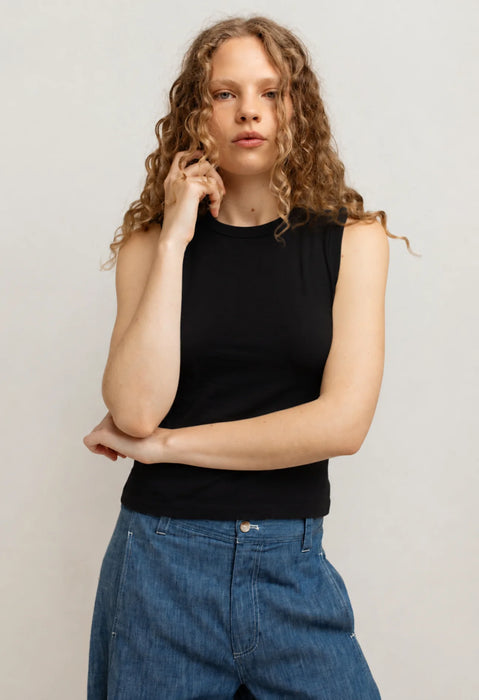 Lindsay Tank