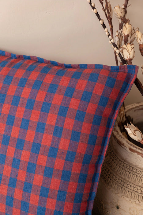 Linen Rosado Pillow