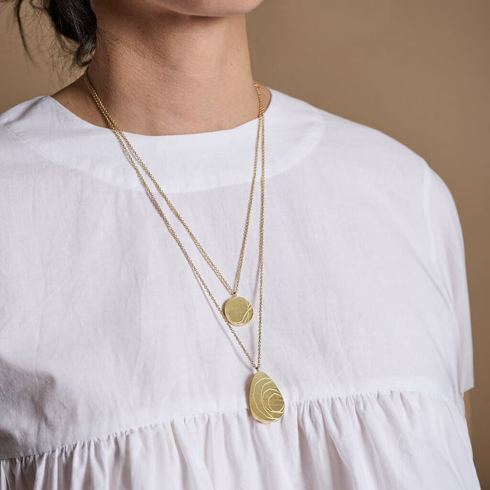 Kintsugi Pod Pendant Necklace - Brass