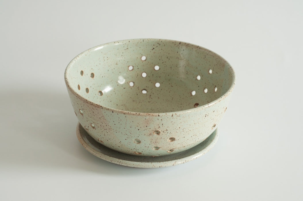Ceramic Small Berry Bowl with Dish
